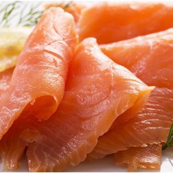 Salmón ahumado feteado x 100 grs